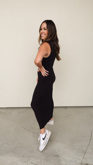 Sleeveless Black Mock-Neck Maxi Dress